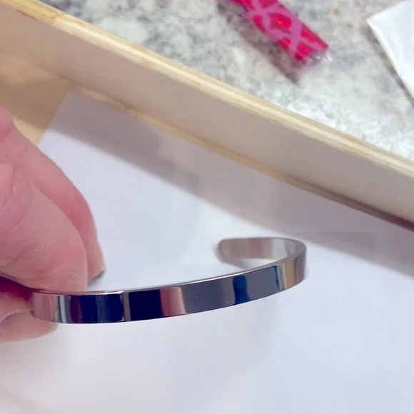 Cuff Bracelet - Picture 3 of 4